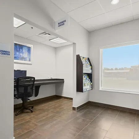 Holiday Inn Express & Suites Gonzales By Ihg-3
